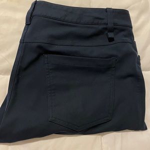 Men navy Lululemon ABC Slim pants 31x32